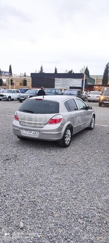 Opel Astra 2005, 293,000 km - 1.4 l - Yevlax