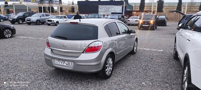 Opel Astra 2005, 293,000 km - 1.4 l - Yevlax