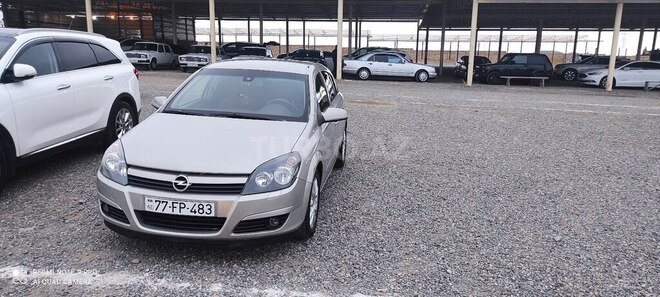 Opel Astra 2005, 293,000 km - 1.4 l - Yevlax