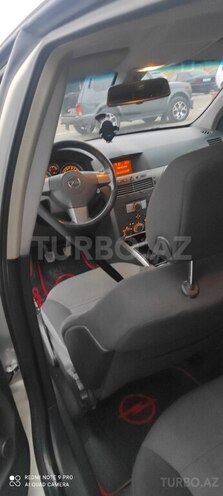 Opel Astra 2005, 293,000 km - 1.4 l - Yevlax