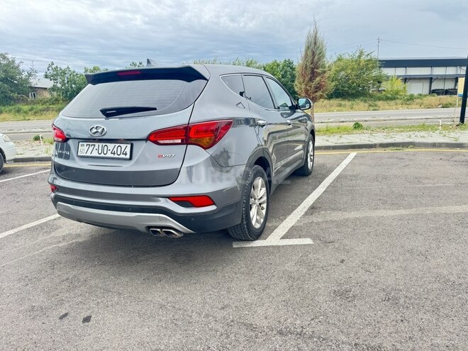 Hyundai Santa Fe 2016, 213,400 km - 2.0 l - Qusar
