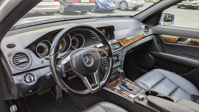 Mercedes C 250 2011, 200,000 km - 1.8 l - Bakı