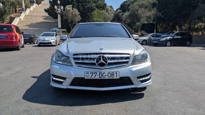 Mercedes C 250 2011, 200,000 km - 1.8 l - Bakı