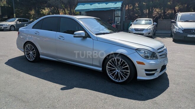 Mercedes C 250 2011, 200,000 km - 1.8 l - Bakı
