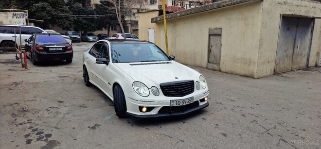 Mercedes E 320 2003, 304,000 km - 3.2 l - Bakı