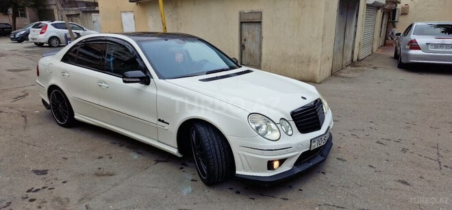 Mercedes E 320 2003, 304,000 km - 3.2 l - Bakı