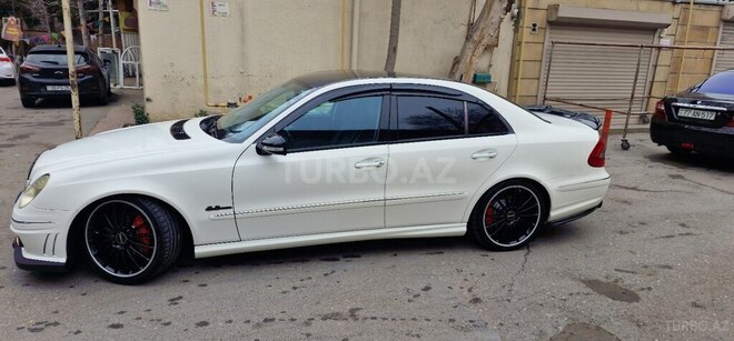 Mercedes E 320 2003, 304,000 km - 3.2 l - Bakı
