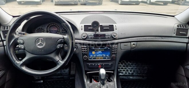 Mercedes E 320 2003, 304,000 km - 3.2 l - Bakı