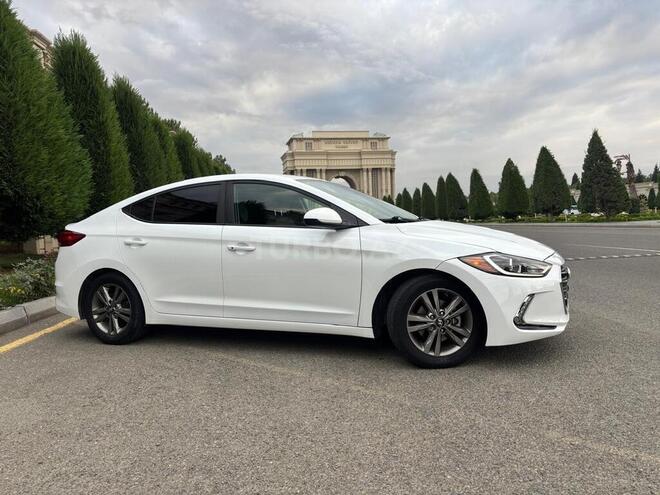Hyundai Elantra 2016, 119,000 km - 2.0 l - Gəncə
