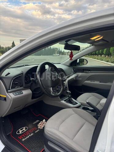 Hyundai Elantra 2016, 119,000 km - 2.0 l - Gəncə