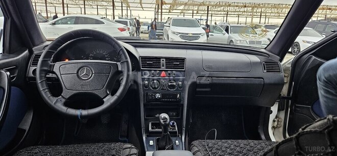 Mercedes C 220 1999, 500,000 km - 2.2 l - Bakı