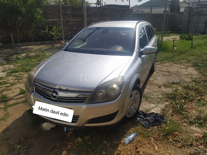 Opel Astra 2009, 257,000 km - 1.3 l - Bakı