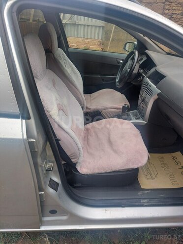 Opel Astra 2009, 257,000 km - 1.3 l - Bakı