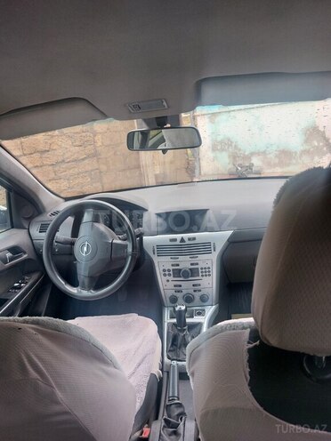 Opel Astra 2009, 257,000 km - 1.3 l - Bakı
