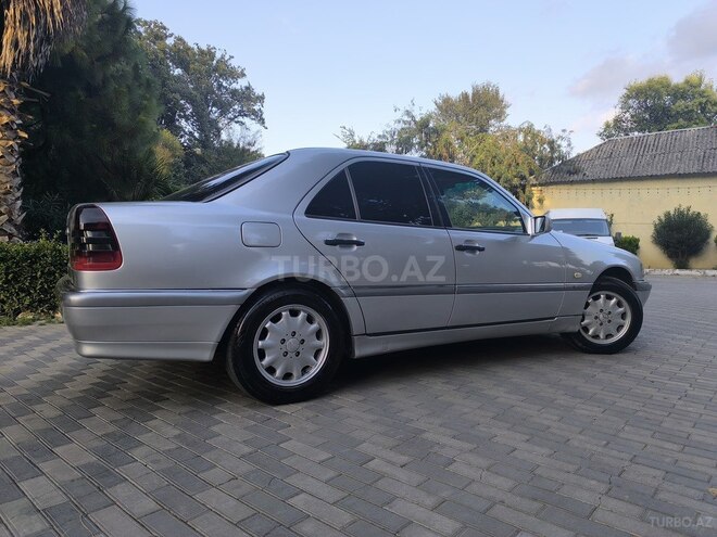 Mercedes C 220 1999, 435,000 km - 2.2 л - Masallı
