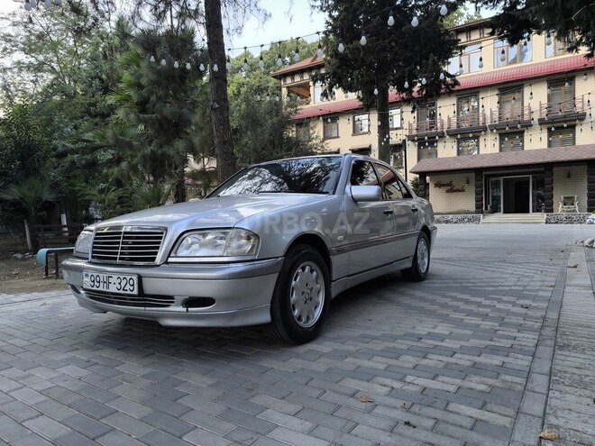 Mercedes C 220 1999, 435,000 km - 2.2 л - Masallı