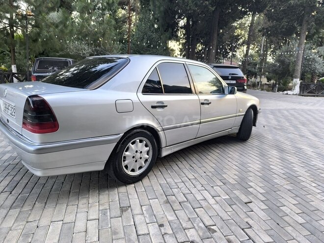 Mercedes C 220 1999, 435,000 km - 2.2 л - Masallı