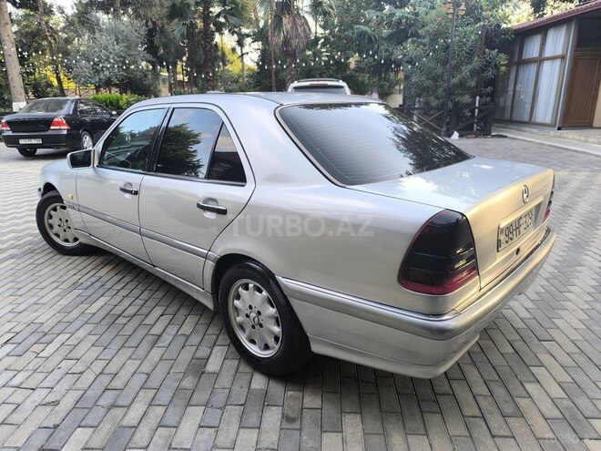 Mercedes C 220 1999, 435,000 km - 2.2 л - Masallı