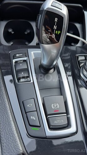 BMW 520 2015, 210,000 km - 2.0 l - Bakı