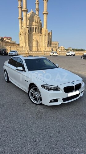 BMW 520 2015, 210,000 km - 2.0 l - Bakı