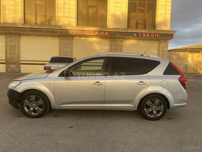 Kia  2008, 338,724 km - 1.6 л - Bakı