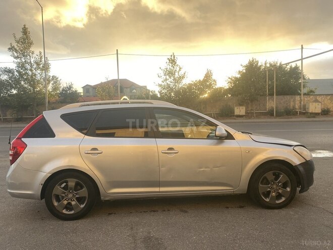 Kia  2008, 338,724 km - 1.6 л - Bakı