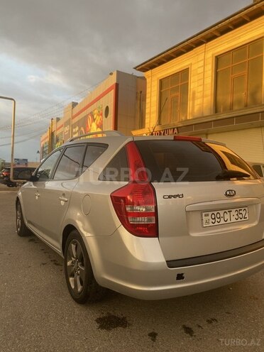 Kia  2008, 338,724 km - 1.6 л - Bakı