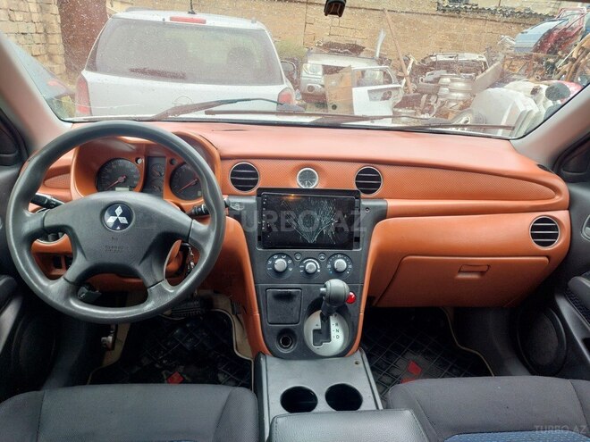 Mitsubishi Airtrek 2001, 400,000 km - 2.0 л - Sumqayıt