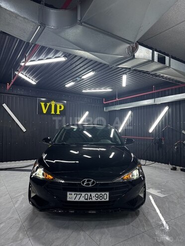 Hyundai Elantra 2019, 100,000 km - 2.0 l - Bakı