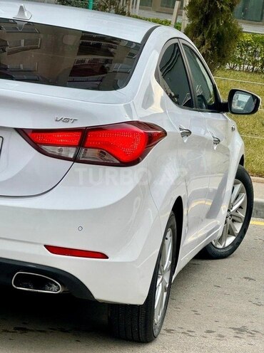 Hyundai Avante 2015, 137,000 km - 1.6 l - Bakı