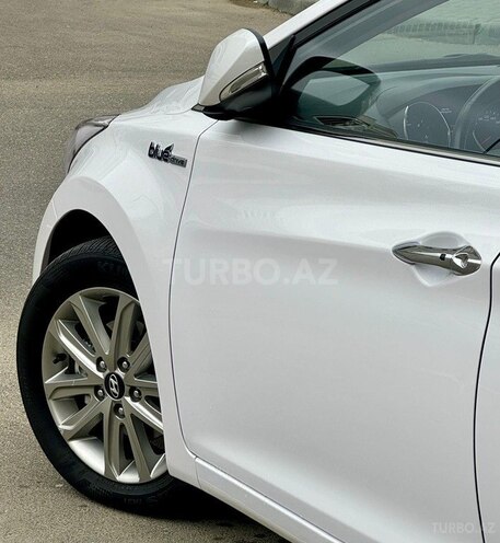 Hyundai Avante 2015, 137,000 km - 1.6 l - Bakı