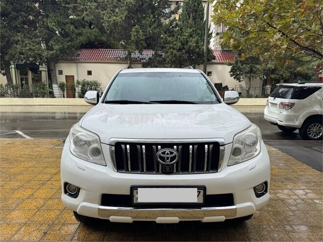 Toyota Land Cruiser Prado 2010, 200,000 km - 2.7 л - Bakı