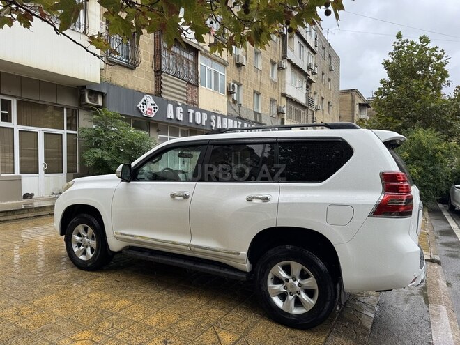 Toyota Land Cruiser Prado 2010, 200,000 km - 2.7 л - Bakı