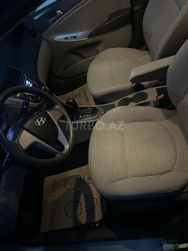 Hyundai Accent 2017, 170,000 km - 1.6 л - Bakı