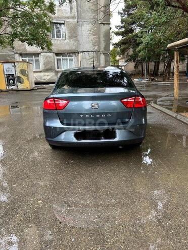 SEAT Toledo 2015, 250,000 km - 1.6 l - Bakı
