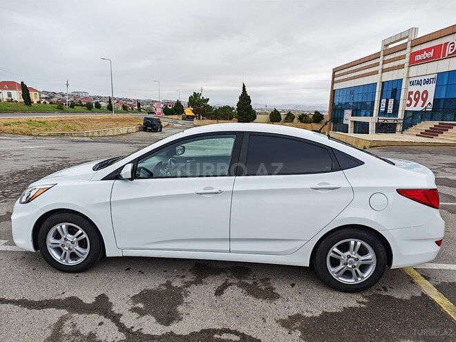Hyundai Accent 2016, 210,000 km - 1.6 l - Bakı