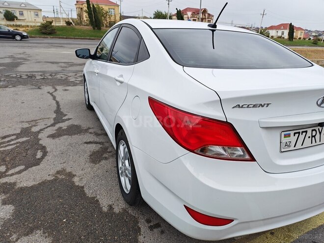 Hyundai Accent 2016, 210,000 km - 1.6 l - Bakı