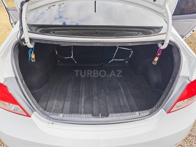Hyundai Accent 2016, 210,000 km - 1.6 l - Bakı