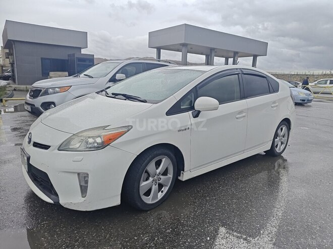 Toyota Prius 2015, 274,147 km - 1.8 l - Bakı