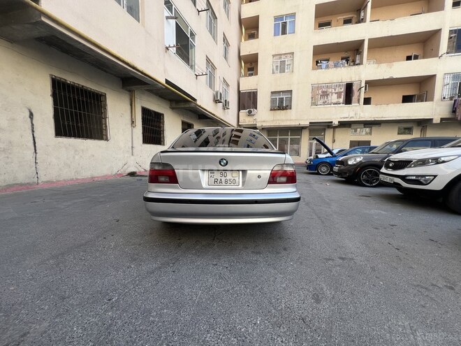BMW 525 2002, 185,000 km - 2.5 l - Sumqayıt
