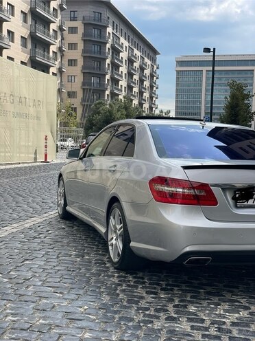 Mercedes E 350 2009, 330,000 km - 3.5 l - Bakı