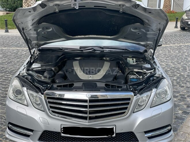Mercedes E 350 2009, 330,000 km - 3.5 l - Bakı