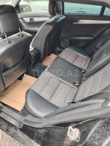 Mercedes C 220 2008, 302,000 km - 2.2 l - Bakı