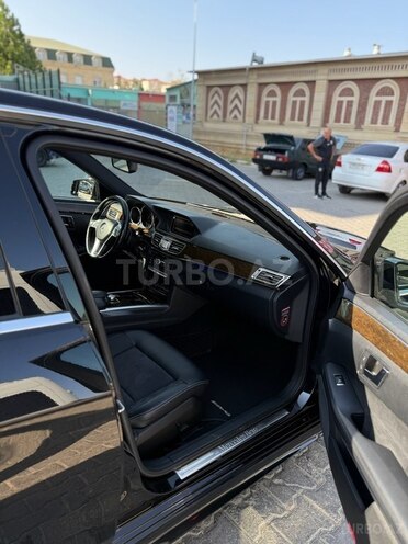 Mercedes E 200 2014, 174,500 km - 2.0 l - Bakı