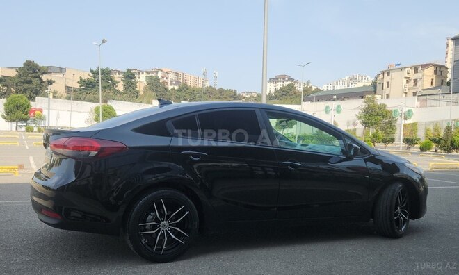 Kia Cerato 2018, 130,000 km - 2.0 l - Bakı