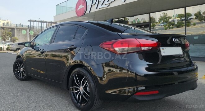 Kia Cerato 2018, 130,000 km - 2.0 l - Bakı