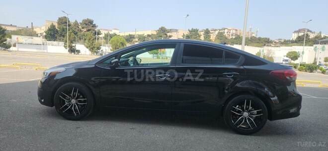 Kia Cerato 2018, 130,000 km - 2.0 l - Bakı