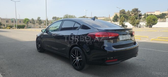 Kia Cerato 2018, 130,000 km - 2.0 l - Bakı