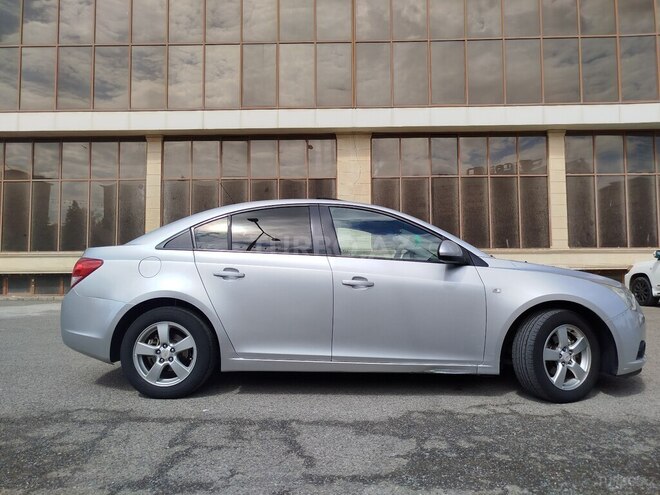 Chevrolet Cruze 2011, 270,000 km - 1.8 l - Gəncə