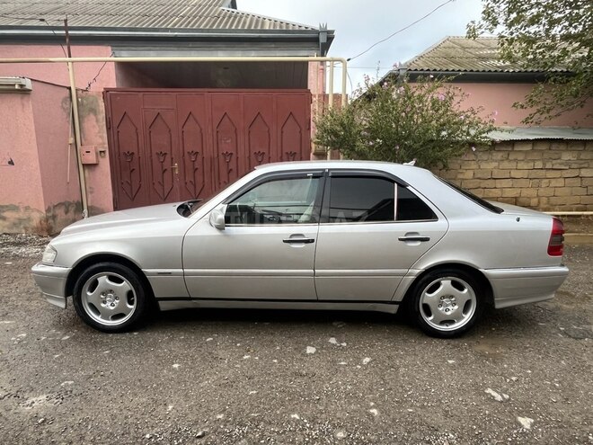 Mercedes C 180 1995, 385,680 km - 1.8 л - Bakı